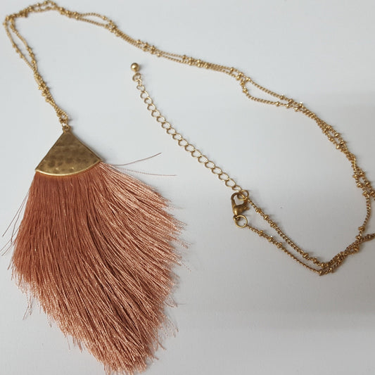 WH  Fringe and Hammered Gold Necklace - Dark Pink